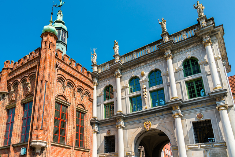 Gdańsk: Old Town & Basilica Tour with Optional Viewpoint Old Town Highlights & Basilica Tour with Viewpoint Tower