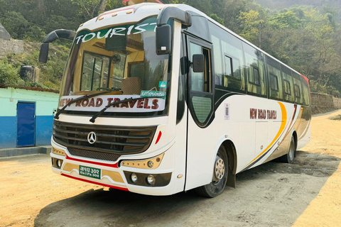 Katmandou : billet de bus touristique de luxe pour Pokhara