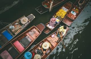 Maeklong-Bahn-Damnoen Saduak-Ayutthaya