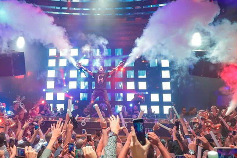 Las Vegas: Night Out at Clubs with Free Drinks and Party Bus Latin Club Crawl