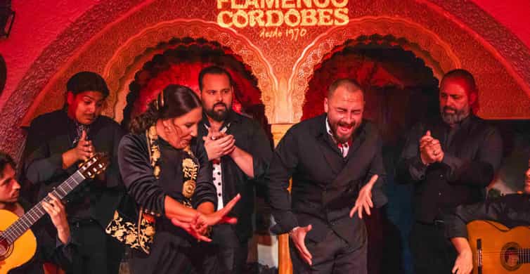 Barcelona: Tablao Flamenco Cordobes with Food/Drink Options photo 12