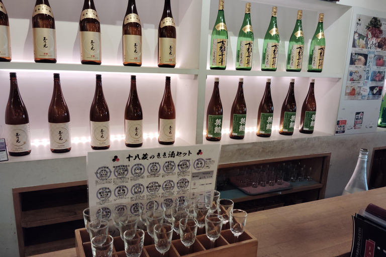 Kyoto: Fushimi Sake Brewery Tour - 18 Tastings in 2.5 Hours Group Tour