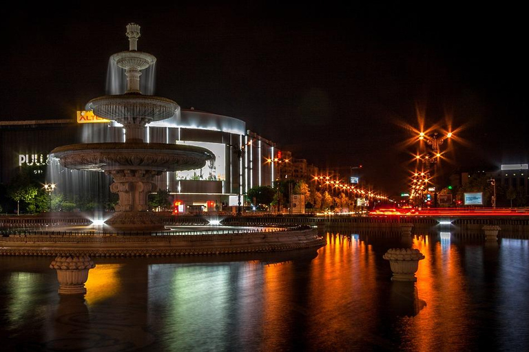 Stadsvandring i Bukarest med bil1 h stadsvandring