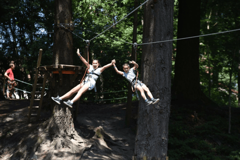 Echassières: Accro Sioule Leisure Park Entry Ticket Group Package for 10+ Ages 4 to 7 From 105 cm