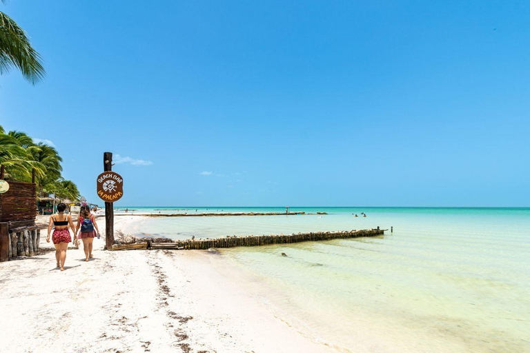 Holbox: Tour de día completo a 2 islas, cenote y comida incluidos