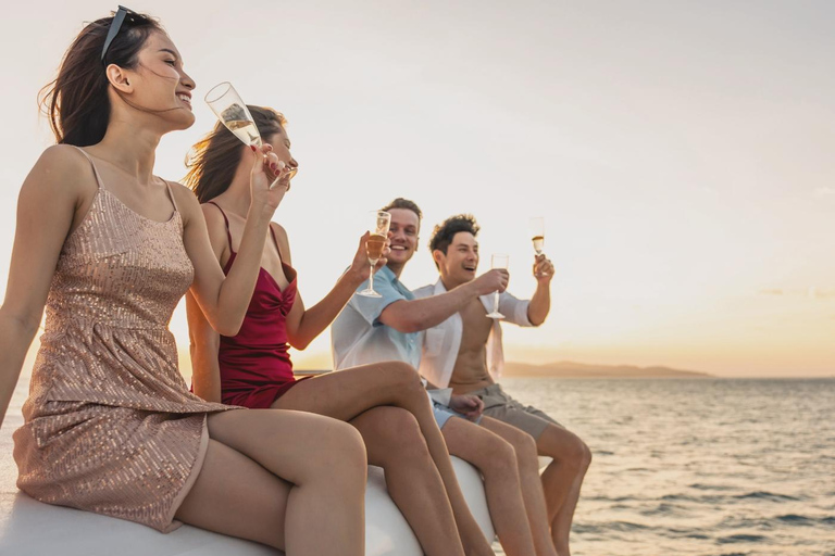 Heraklion Luxury Catamaran Dia Isla -Gourmet Lunch Top RatedPrincipal - Matin ou coucher de soleil