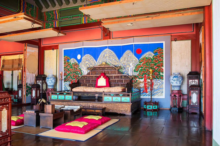 Suwon: Hwaseong, Starfield Library, and Hangnidan-gil Tour