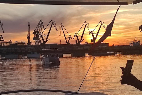 Gdańsk: Eko Rejs po Motławie o zachodzie słońca z Prosecco