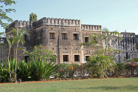 THE CITY TOUR STONE TOWN The city tour stone town