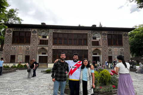 من باكو: جولة شيكي مع شريك سفر بي بي سي (خاص)