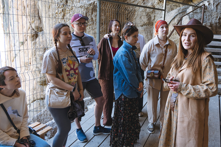 从埃里温出发：霍尔维拉普、诺拉万克、杰尔穆克和鸟洞霍尔维拉普、诺拉旺克、杰尔穆克私人观光（不含导游）