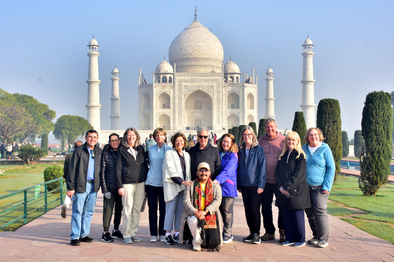 From Delhi: Same Day Group Tour to Taj Mahal with Transfers