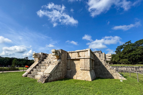 Playa del Carmen: Chichen Itza, Valladolid, Cenote & Buffet