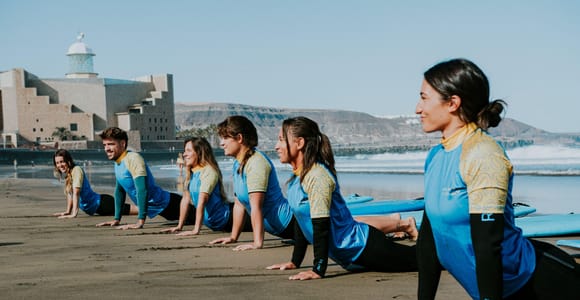 Las Canteras: Surf Course with the official Quiksilver school