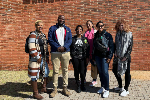 Johannesburg: Apartheid Museum Guided Experience Private Tour Rate