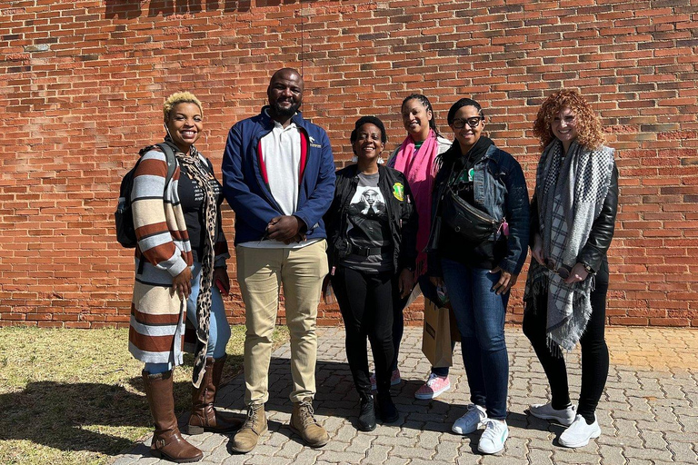 Johannesburg: Apartheid Museum Guided Experience Private Tour Rate