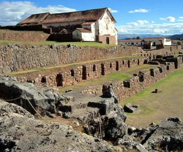 Chinchero, Moray e Maras - Termina em Ollantaytambo.
