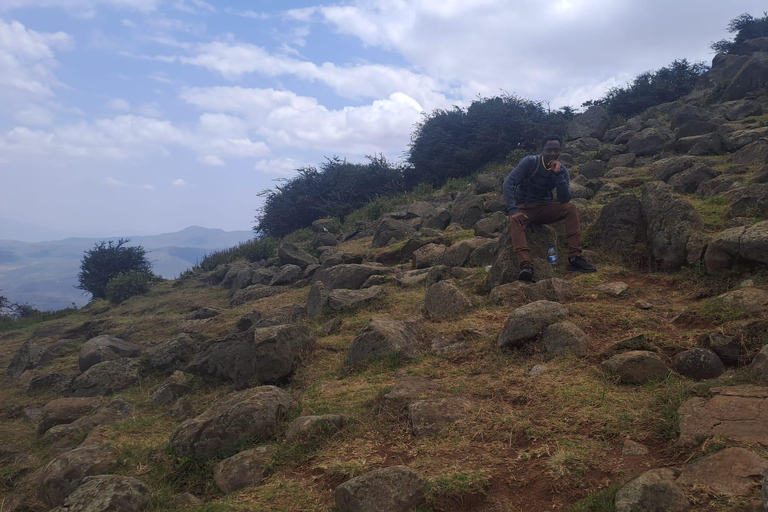 نيروبي: جولة مشي طويلة بصحبة مرشدين في تلال نغونغ مع حبل انزلاق اختياري