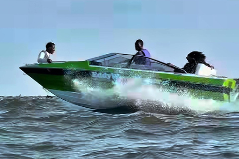 Entebbe: Botanical Gardens & Lake Victoria Water Sports Tour
