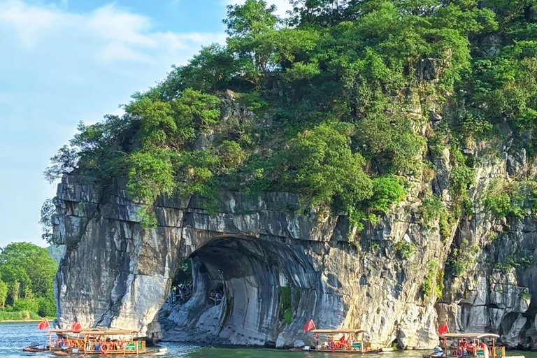 Guilin: 3-Day Yangshuo Cruise & Bamboo Raft Tour