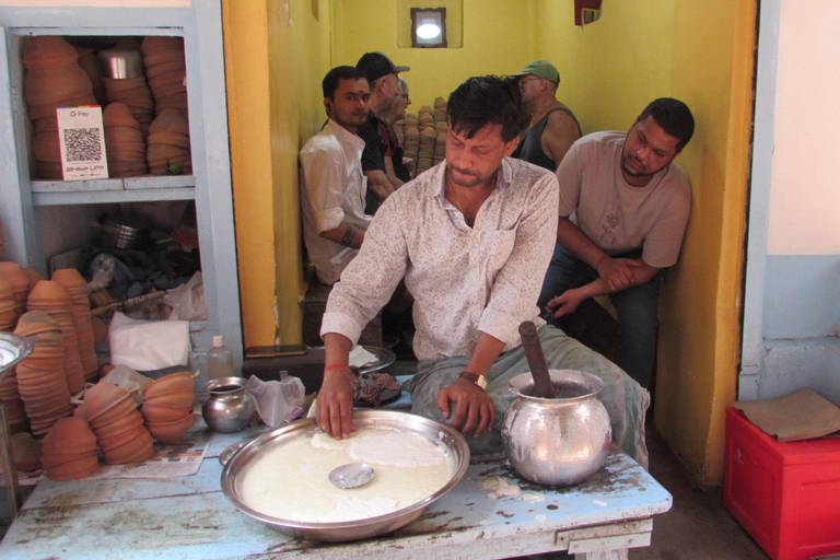 Varanasi: Heritage & Spiritual Walk of Old City