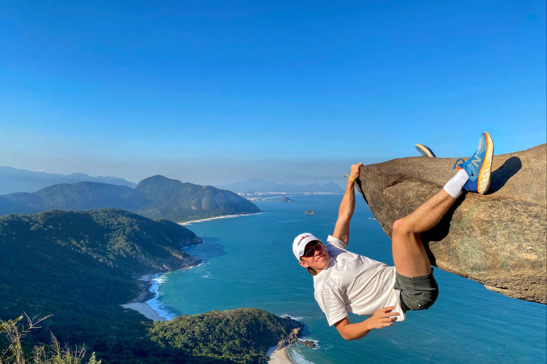 Randonnée à Pedra do Telégrafo et détente sur une plage sauvage