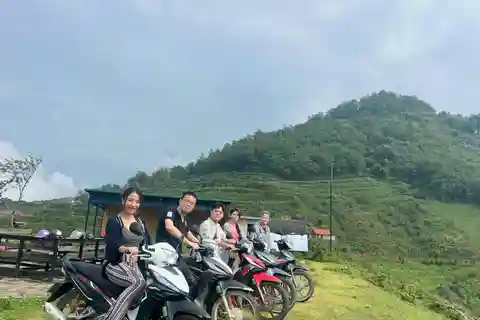 Hanoi: Visit All Place In Sapa With Easy Rider 2Days 1Night