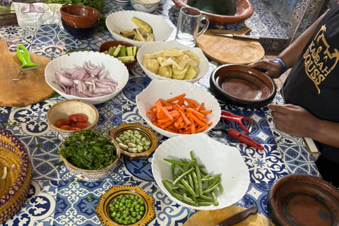 Agadir: Moroccan Cooking Class with Market Visit
