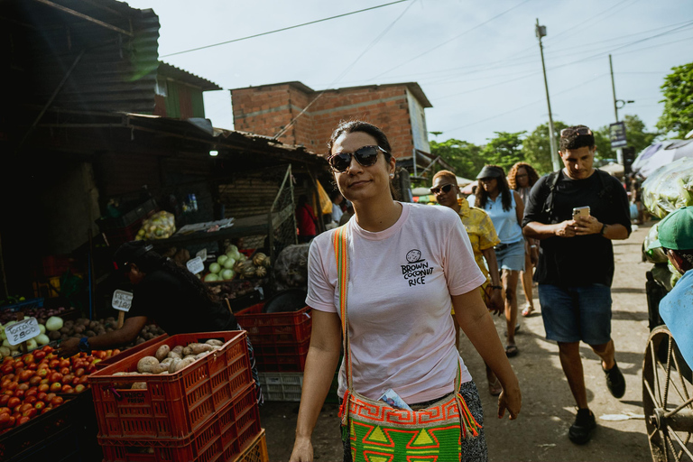 Cartagena: Bazurto Market Tour och matlagningskursCartagena: Bazurto-marknadstur och matlagningskurs