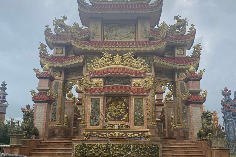 From Hue: Sightseeing Transfer to Hoi An & An Bang Cemetery