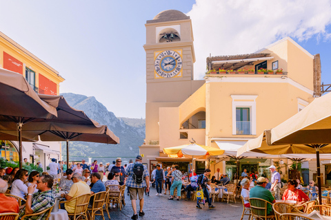 Capri: take a hydrofoil from Naples and explore the island Capri: a tour from Naples by hydrofoil and a tour of the island
