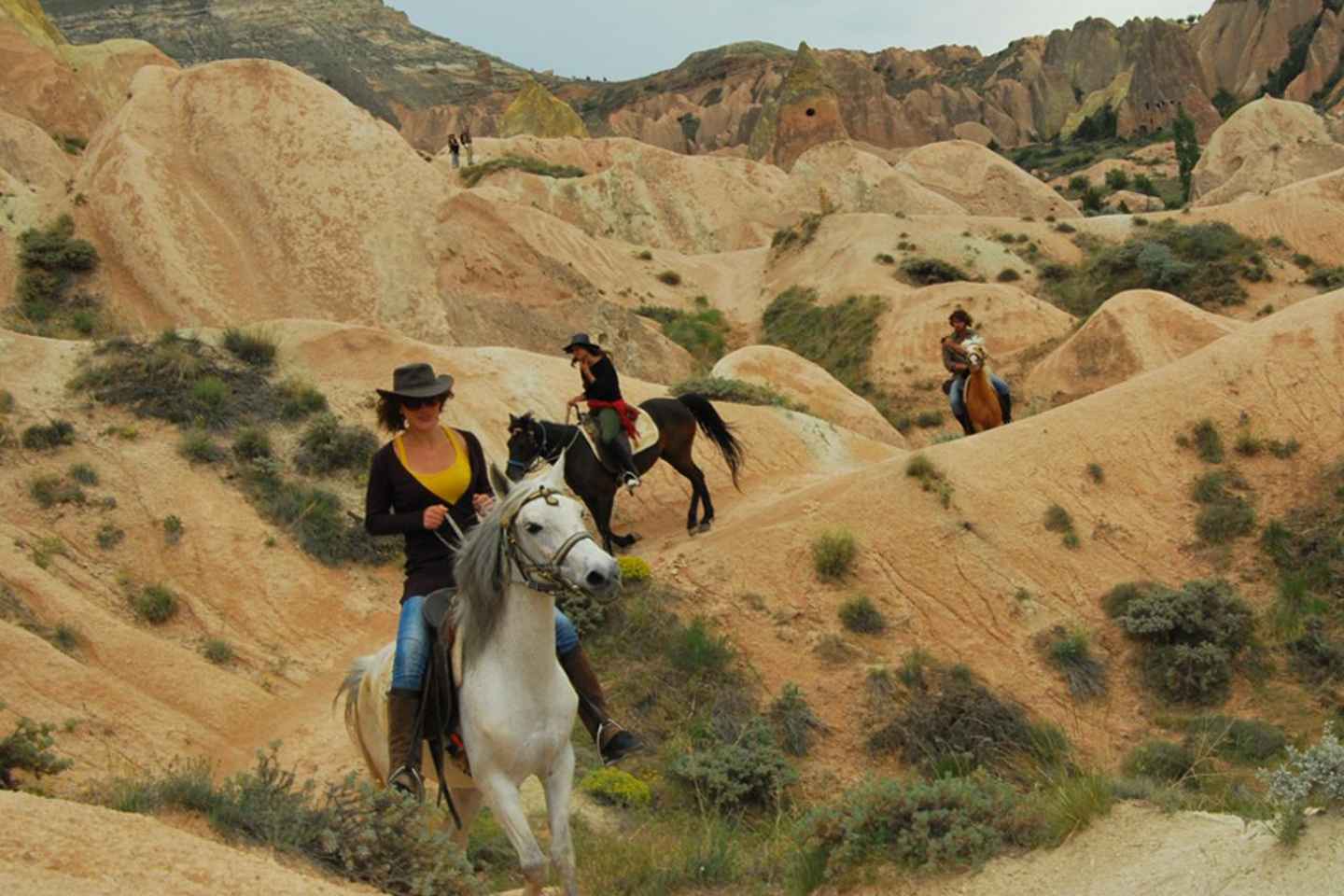 Capadocia: Tour a Caballo al Atardecer o Durante el Día con Recogida