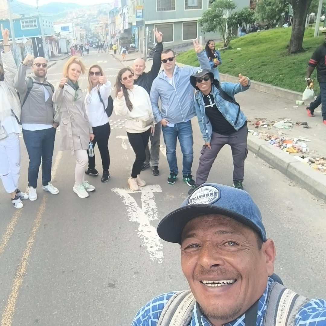 Colagem de mídia