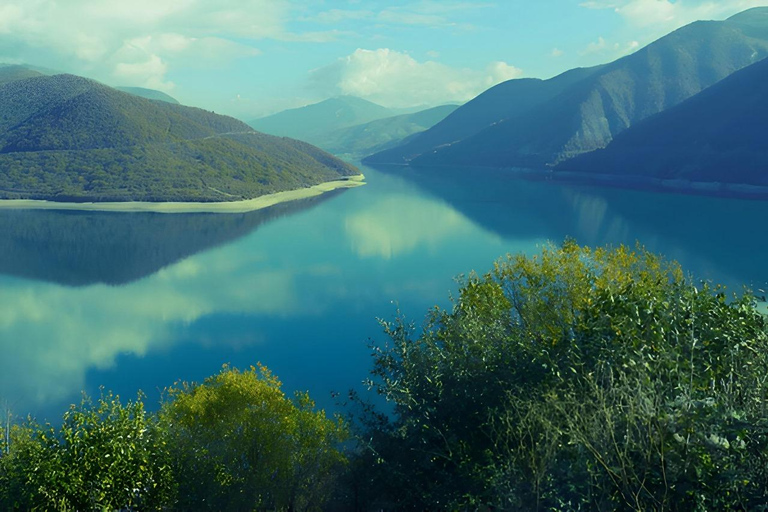 Tbilisi: Kazbegi Ananuri Zhinvali Gudauri Guided Day Trip