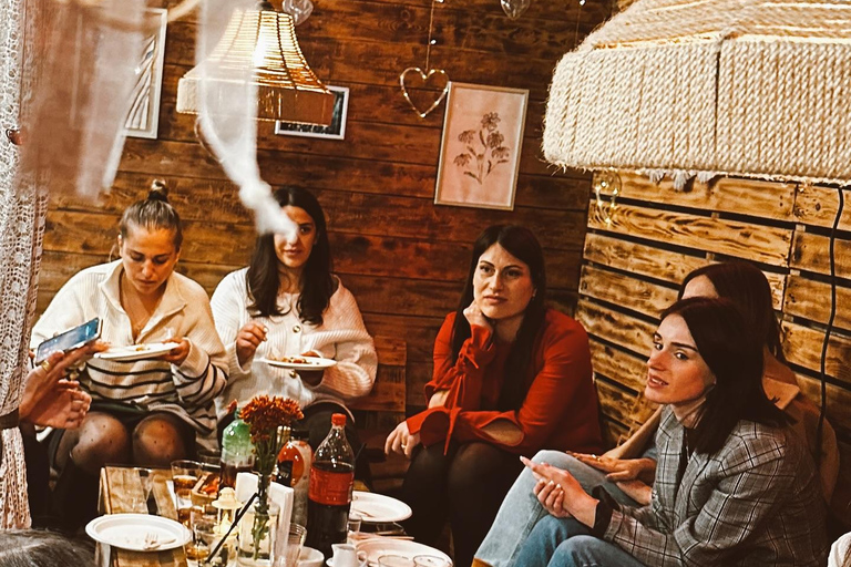 Tbilisi: Pizza and Khachapuri Cooking Class with Wine