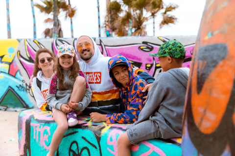 Los Angeles: Private Professional Vacation Photoshoot 30-Minute Los Angeles Photoshoot