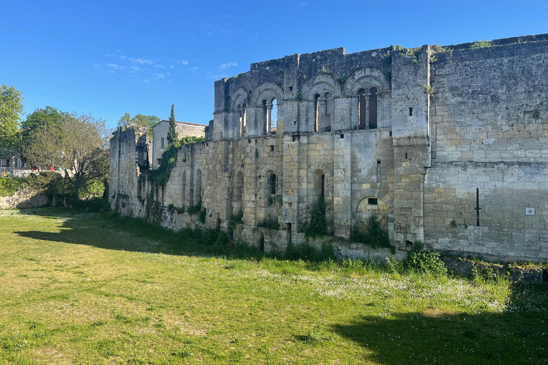 From Bordeaux: Morning in Saint-Emilion – Breakfast + Tour + Tasting Morning in Saint-Emilion from Bordeaux: Breakfast + Tour + Tasting