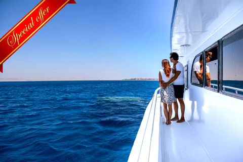 Sharm: White Island Sea Trip with Snorkeling, Lunch & Drinks Small Group snorkeling trip - Lunch and soft Drinks included