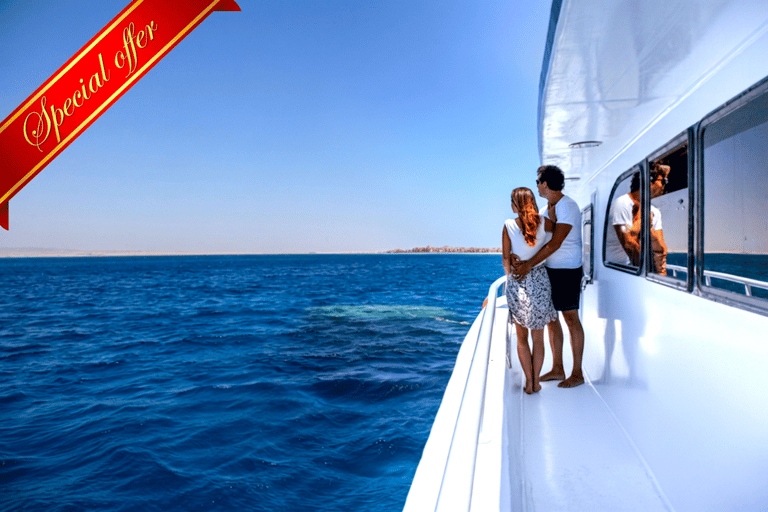 Sharm: White Island Sea Trip with Snorkeling, Lunch & Drinks Small Group snorkeling trip - Lunch and soft Drinks included