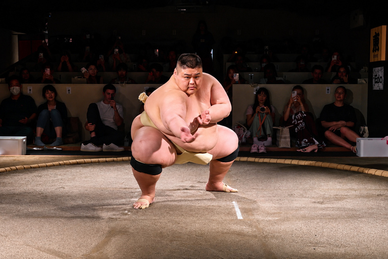 Tokyo: Shibuya Sumo Show with Experience & Photo