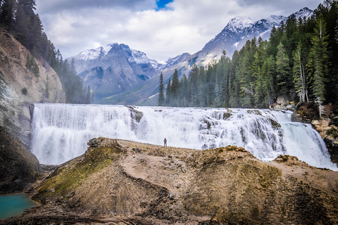 Emerald Lake, Wapta Falls, and Takakkaw Falls Tour in Banff