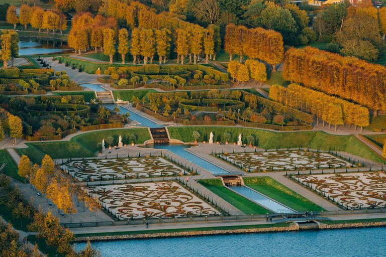 Tour durch Frederiksborg auf Englisch