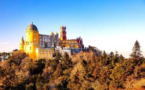 Sintra: Full-Day Private Tour & Pena Palace Entry Option