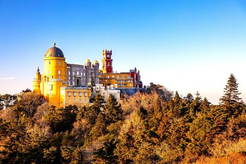 Sintra: Tour de día completo en privado y opción de entrada al Palacio de la PenaRecorrido Estándar