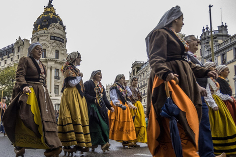 Da Madrid: Tour privato per Toledo, Segovia e il Castello di AlcázarItinerario Set Tour