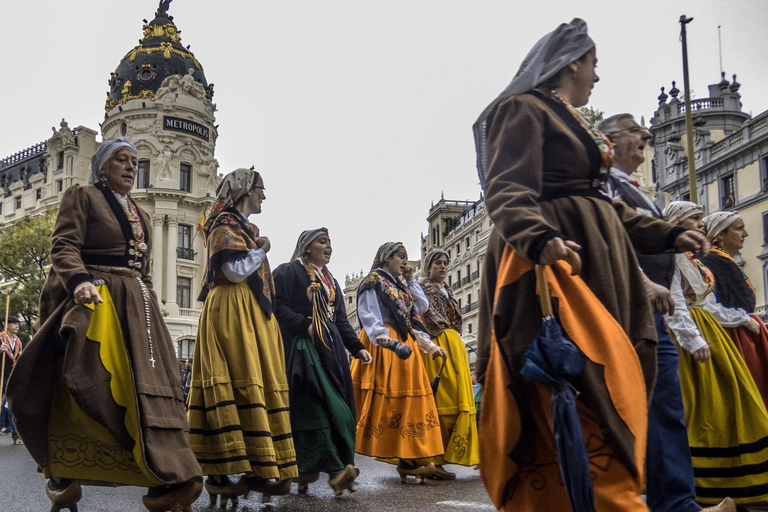 Von Madrid aus: Private Tour nach Segovia, Avila, Burg AlcázarRoute festlegen Tour