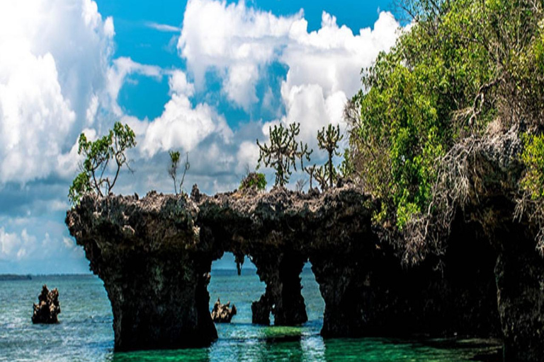 ZANZIBAR : Safari Blue Honeymoon tourExcursion sans prise en charge et retour à l'hôtel