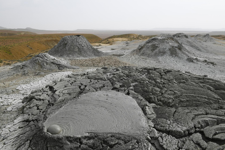 Rocks and Mud Tour Baku - Half Day Tour