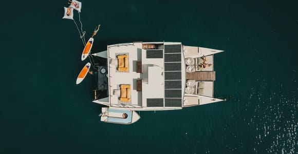 Gili Islands: 4-in-1 Catamaran Snorkeling Experience