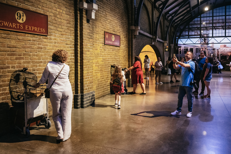 London - Harry Potter Fullt guidad tur i skapandet av Harry PotterLondon: Fullständigt guidad &quot;Making of Harry Potter&quot;-rundtur